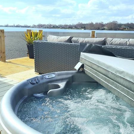 Lake View-Waterski Tattershall Exterior foto